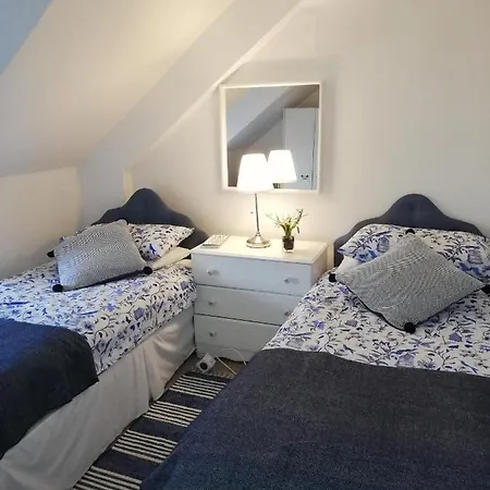 The Small House Prázdninový dům *