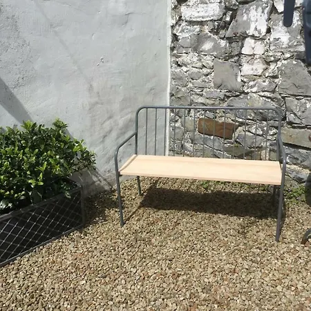 Semesterbostad The Small House *