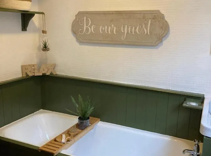 Сasa de vacaciones The Small House Listowel