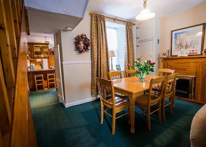 Сasa de vacaciones The Small House